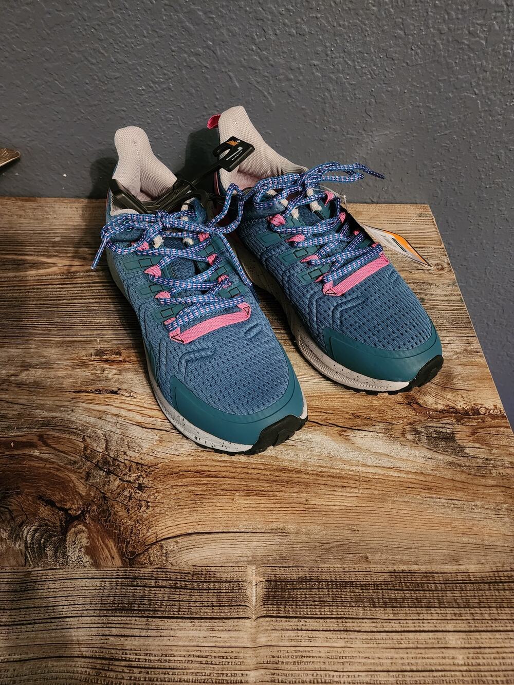 Avia Women's Breathable Flexible Midsole Comfort Shoes Size 10 New with tags